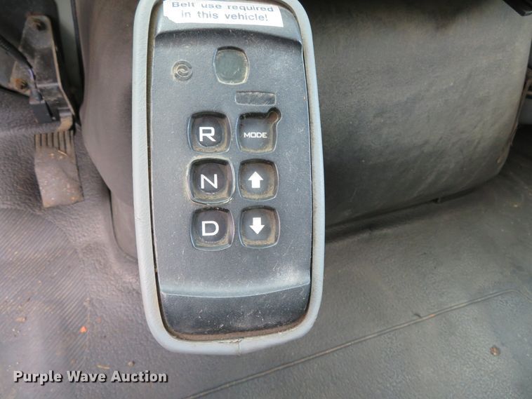 image for item DH0513 2006 International 7400  dump truck