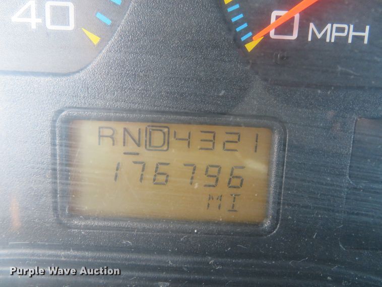 image for item DH0513 2006 International 7400  dump truck