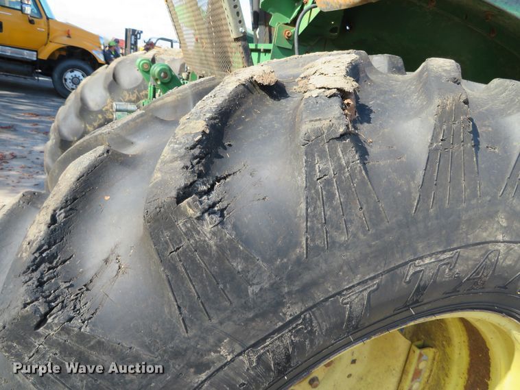 image for item DH0516 John Deere 6010  tractor