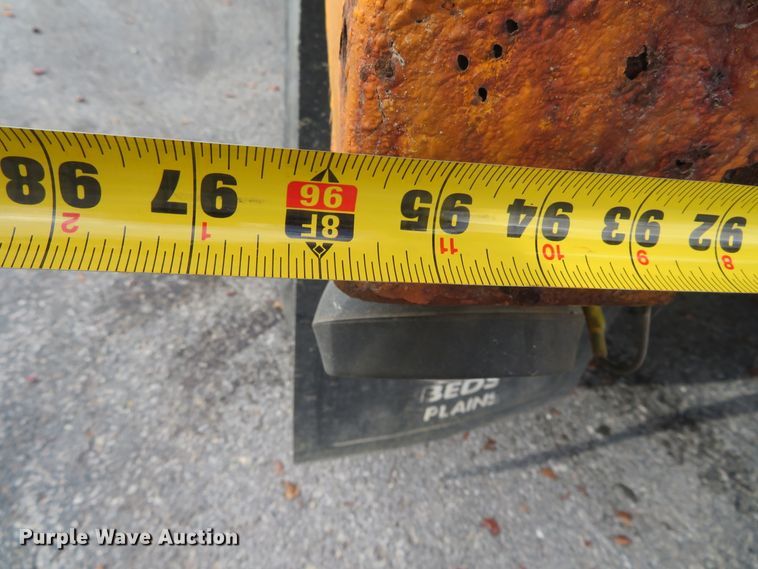 image for item DH0522 2002 International 4900  dump truck