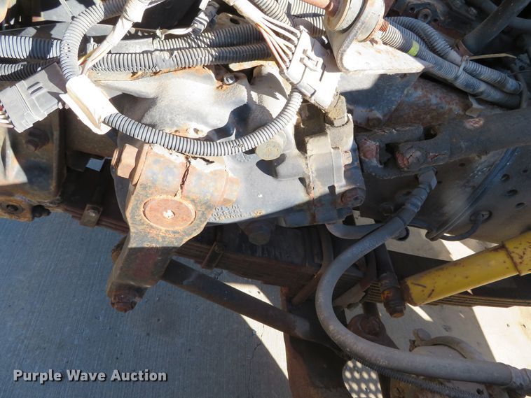 image for item DH0526 2000 International 4900  dump truck