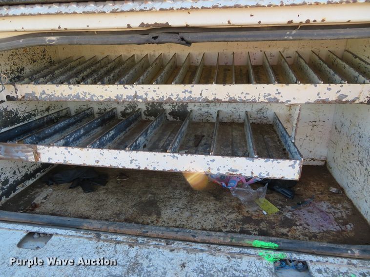 image for item DH0528 1998 International 4700  utility truck with crane