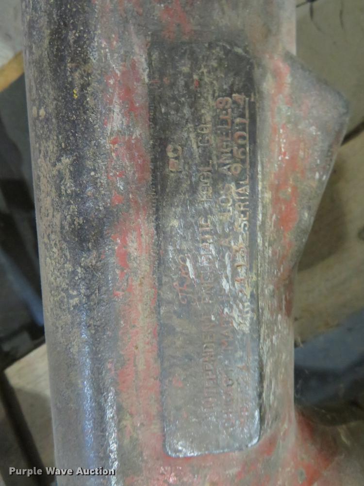 Thor 2413 jack hammer in Cape Girardeau, MO | Item DH0532 sold | Purple Wave