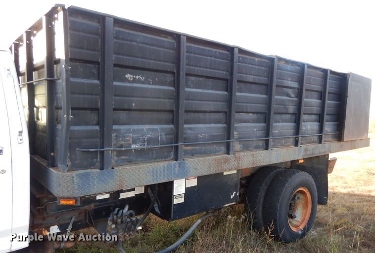 image for item DH3324 1991 Ford F600  scissor lift truck