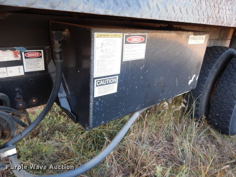 image for item DH3324 1991 Ford F600  scissor lift truck