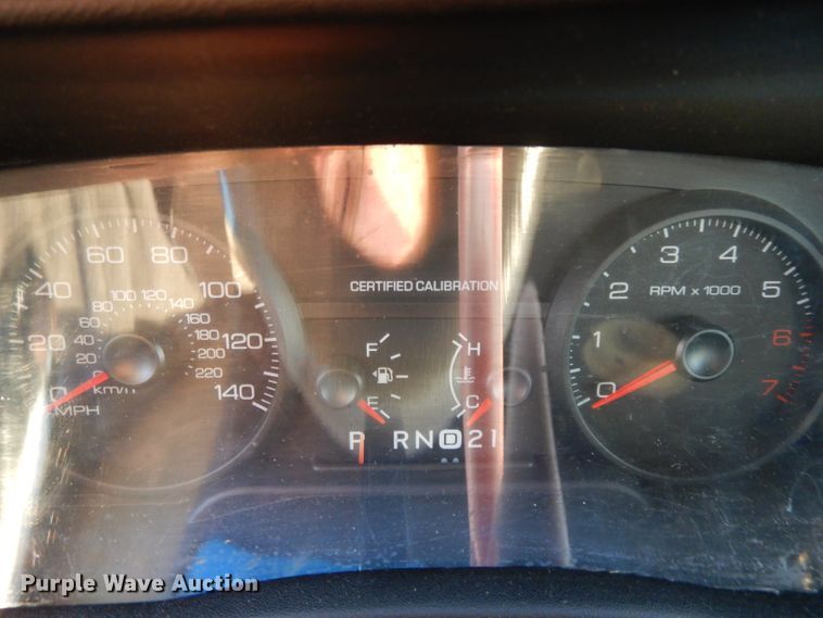 image for item DH3327 2009 Ford Crown Victoria Police Interceptor