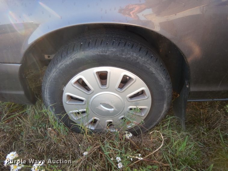 image for item DH3327 2009 Ford Crown Victoria Police Interceptor