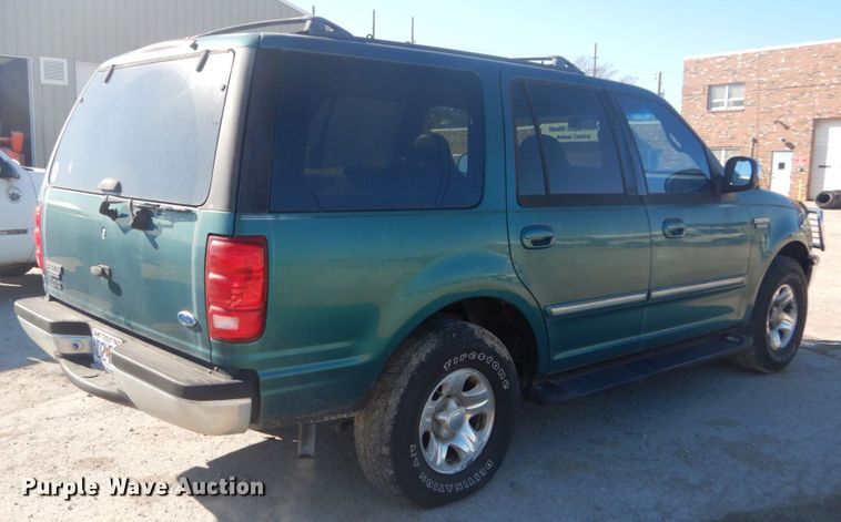 image for item DI1050 1997 Ford Expedition XLT  SUV
