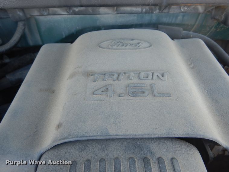 image for item DI1050 1997 Ford Expedition XLT  SUV