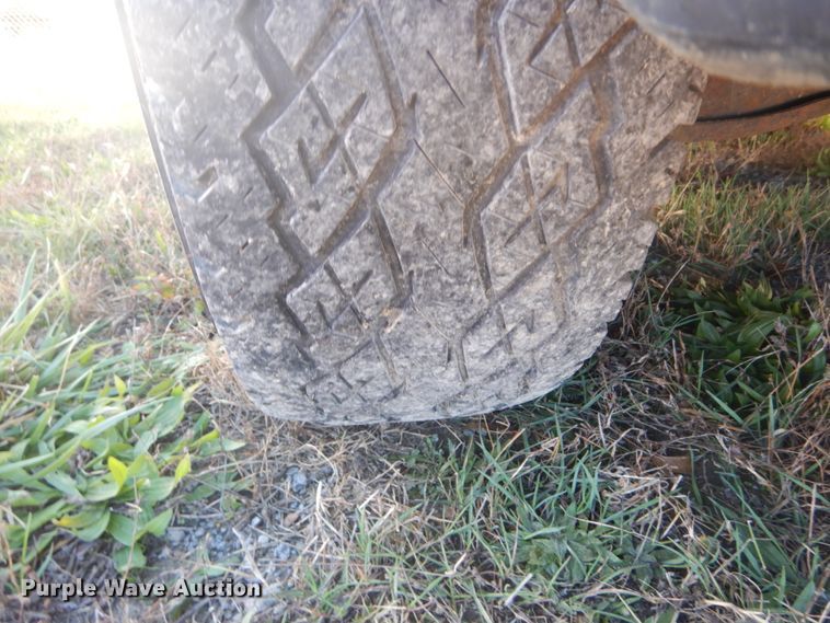 image for item DI1050 1997 Ford Expedition XLT  SUV