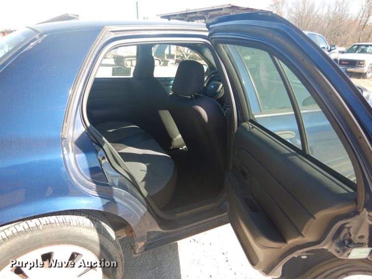 image for item DI1052 2006 Ford Crown Victoria Police Interceptor
