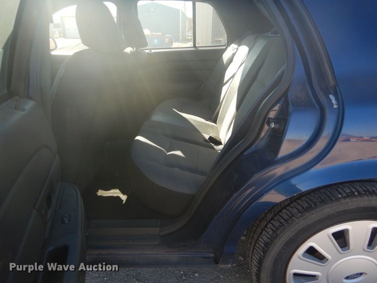 image for item DI1052 2006 Ford Crown Victoria Police Interceptor