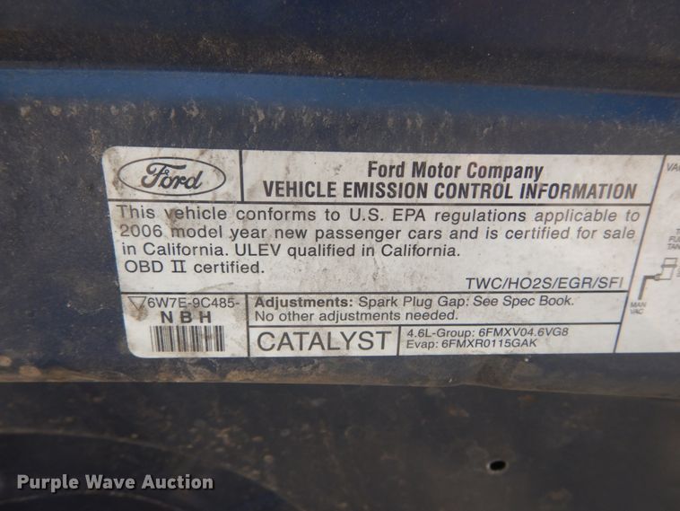 image for item DI1052 2006 Ford Crown Victoria Police Interceptor