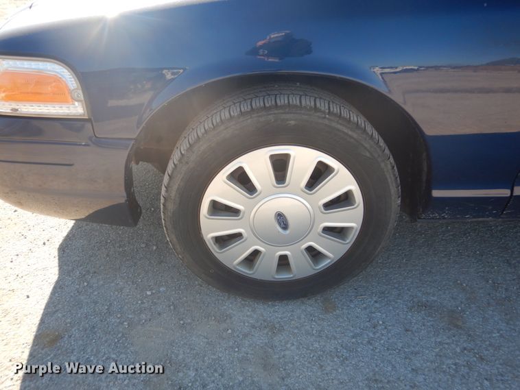 image for item DI1052 2006 Ford Crown Victoria Police Interceptor