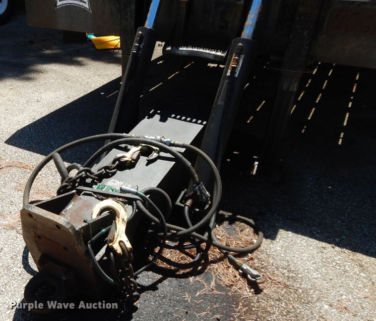 image for item DI7518 1997 Landoll tilt deck equipment trailer