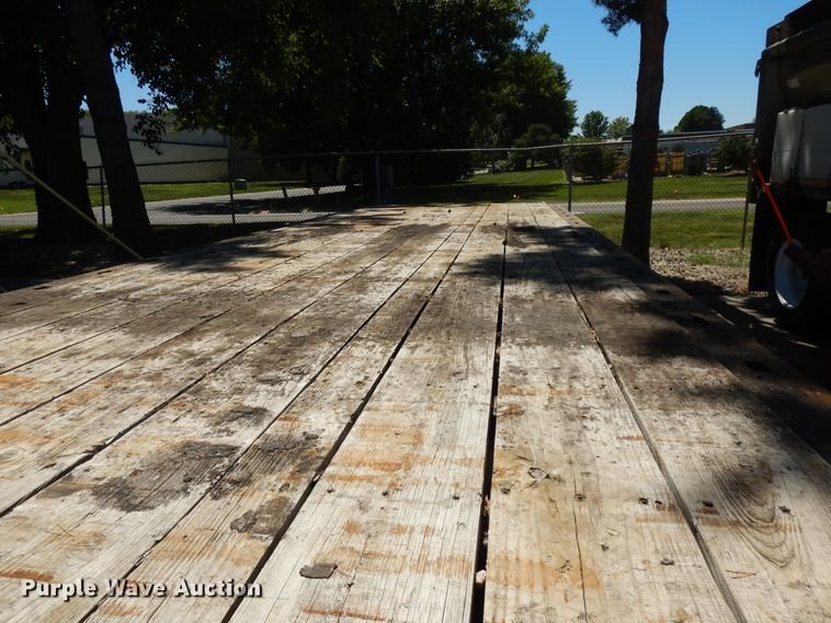 image for item DI7518 1997 Landoll tilt deck equipment trailer