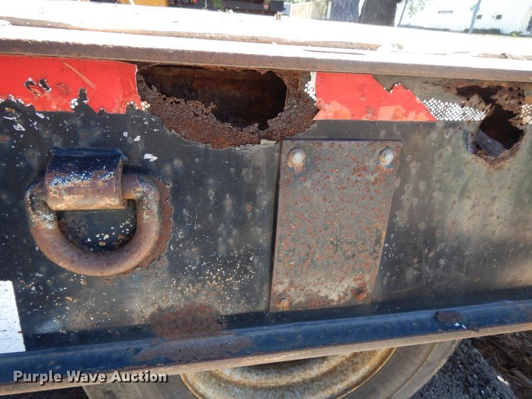 image for item DI7518 1997 Landoll tilt deck equipment trailer