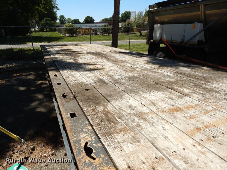 image for item DI7518 1997 Landoll tilt deck equipment trailer