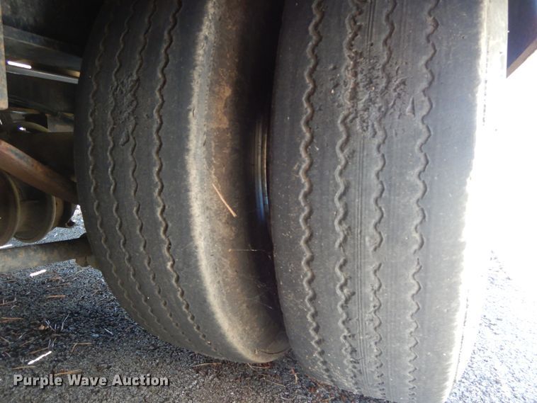 image for item DI7518 1997 Landoll tilt deck equipment trailer