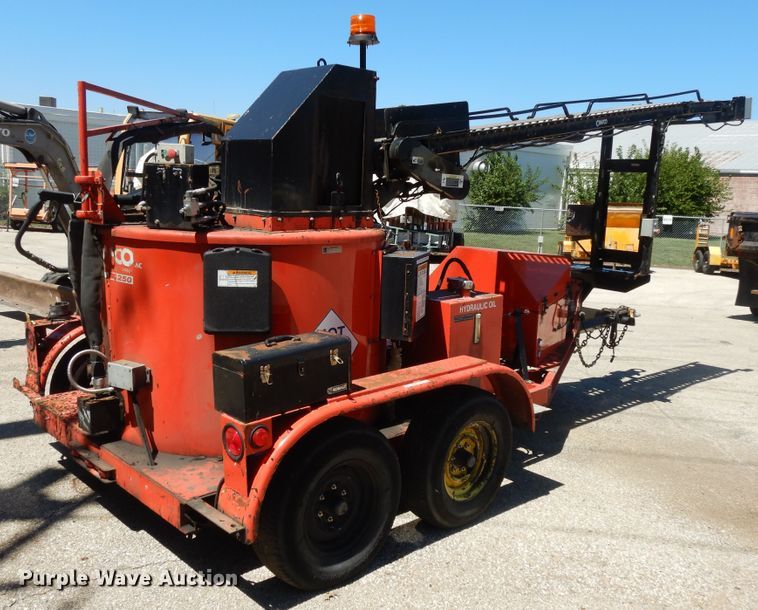 image for item DI7522 2005 Crafco SS250 melter applicator