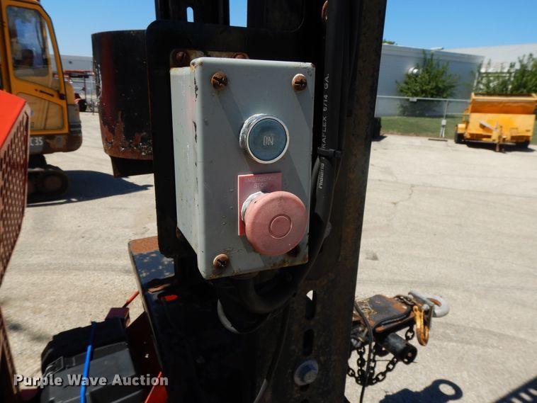 image for item DI7522 2005 Crafco SS250 melter applicator