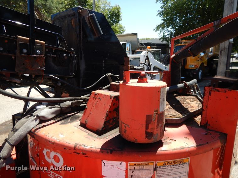 image for item DI7522 2005 Crafco SS250 melter applicator