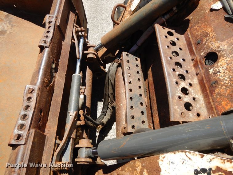 image for item DI7523 2007 Bobcat T300  tracked skid steer loader