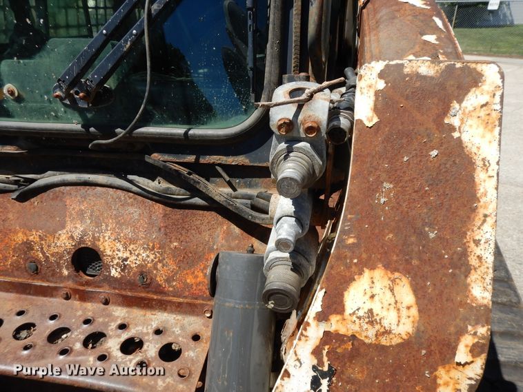 image for item DI7523 2007 Bobcat T300  tracked skid steer loader