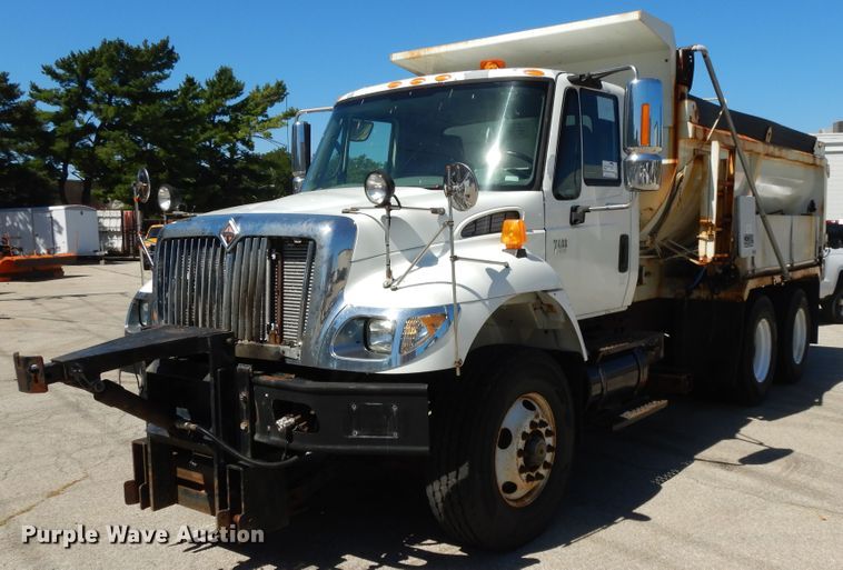 image for item DI7527 2005 International 7400  dump truck