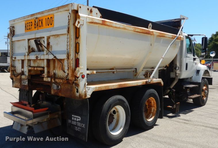 image for item DI7527 2005 International 7400  dump truck