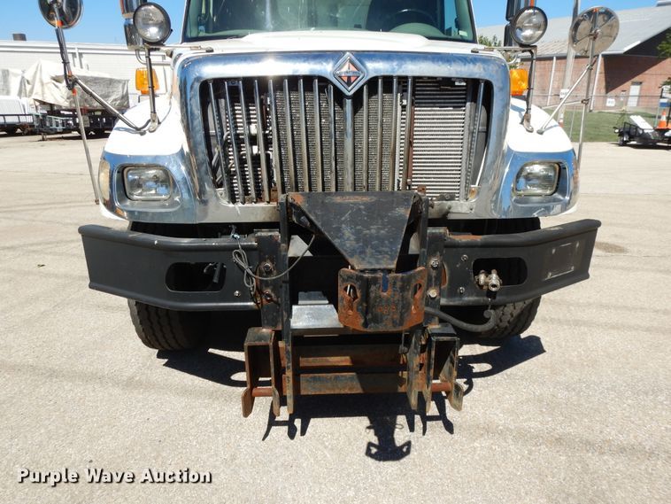 image for item DI7527 2005 International 7400  dump truck