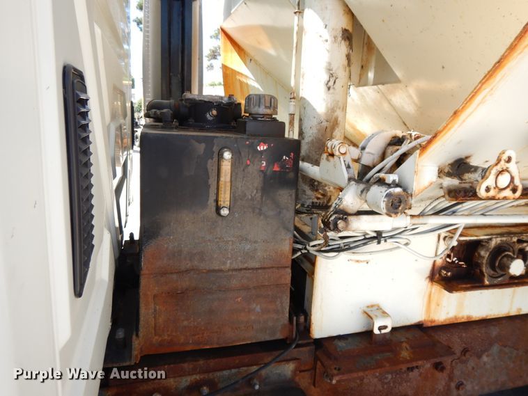 image for item DI7527 2005 International 7400  dump truck