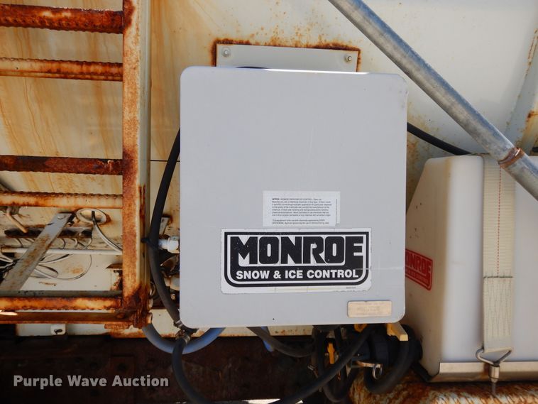 image for item DI7527 2005 International 7400  dump truck