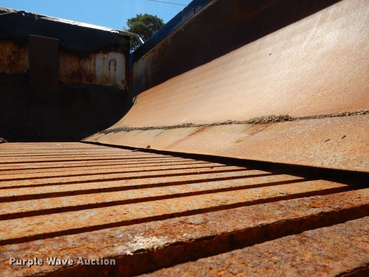 image for item DI7527 2005 International 7400  dump truck