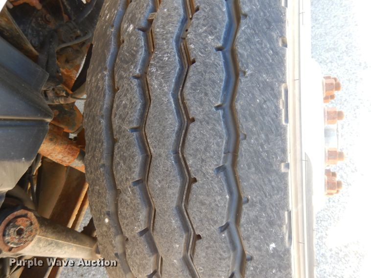 image for item DI7527 2005 International 7400  dump truck