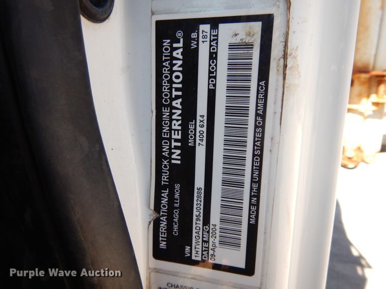 image for item DI7527 2005 International 7400  dump truck