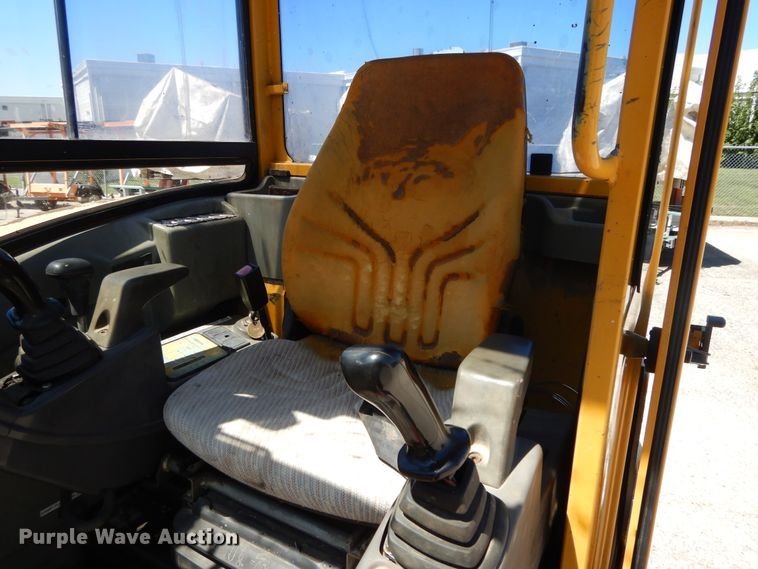 image for item DI7537 2001 Volvo EC35  mini excavator