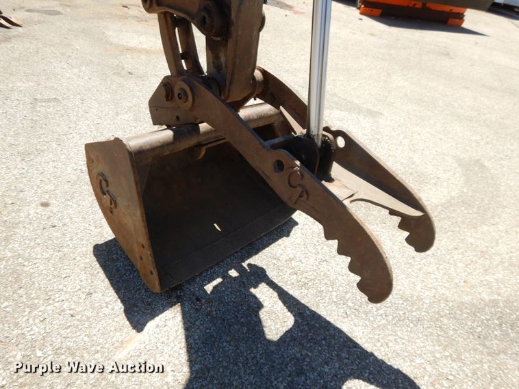 image for item DI7537 2001 Volvo EC35  mini excavator