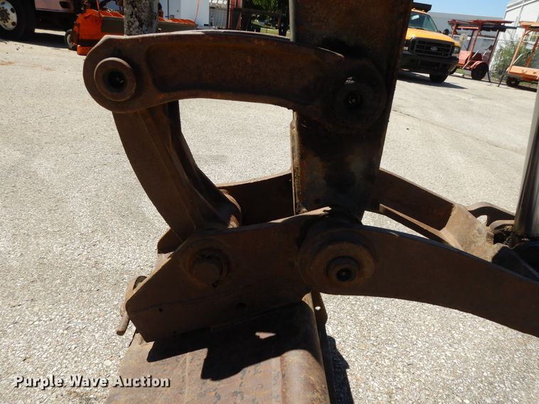 image for item DI7537 2001 Volvo EC35  mini excavator