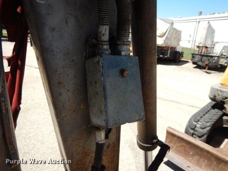 image for item DI7537 2001 Volvo EC35  mini excavator