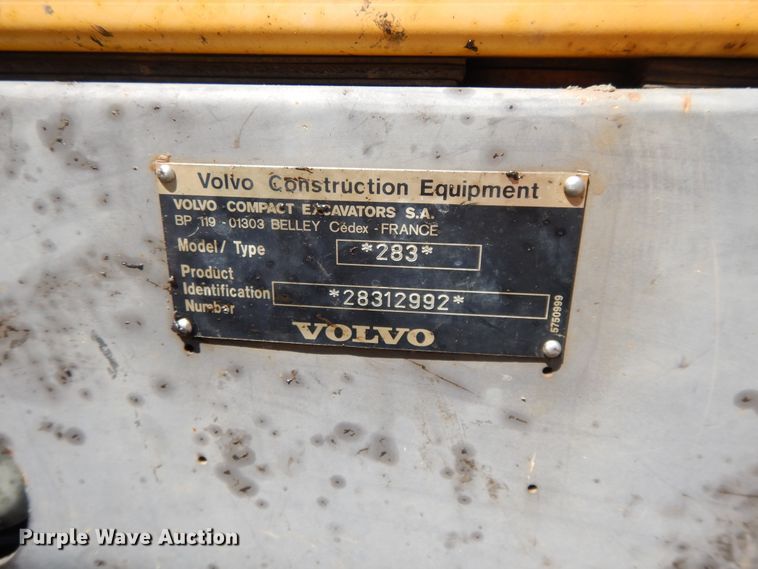 image for item DI7537 2001 Volvo EC35  mini excavator