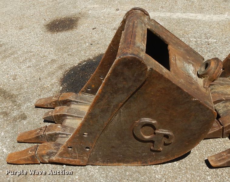 image for item DI7537 2001 Volvo EC35  mini excavator