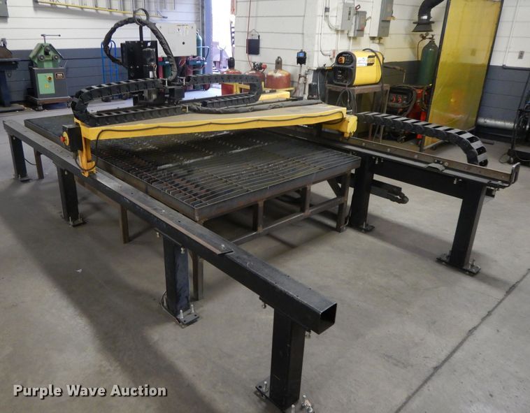 image for item DI8021 2004 Esab PGMKR Plus VISLEFX cutting system