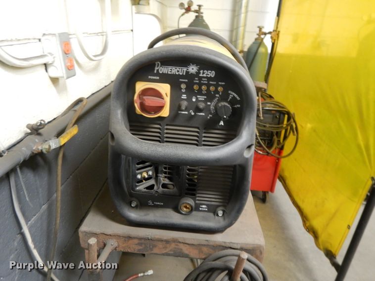 image for item DI8021 2004 Esab PGMKR Plus VISLEFX cutting system