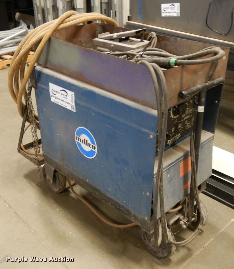 image for item DI8024 Miller welder
