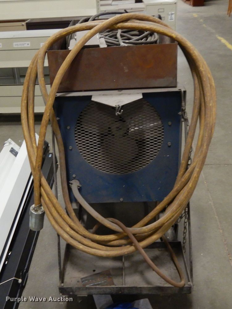 image for item DI8024 Miller welder