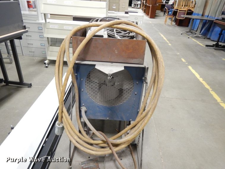 image for item DI8024 Miller welder