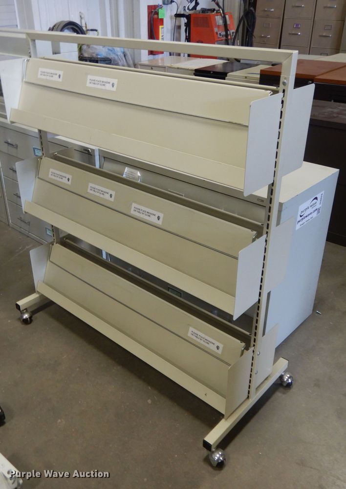 image for item DI8028 (9) filing cabinets