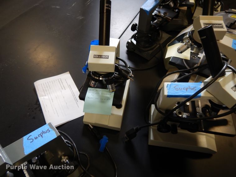 image for item DI8035 (9) lab tables