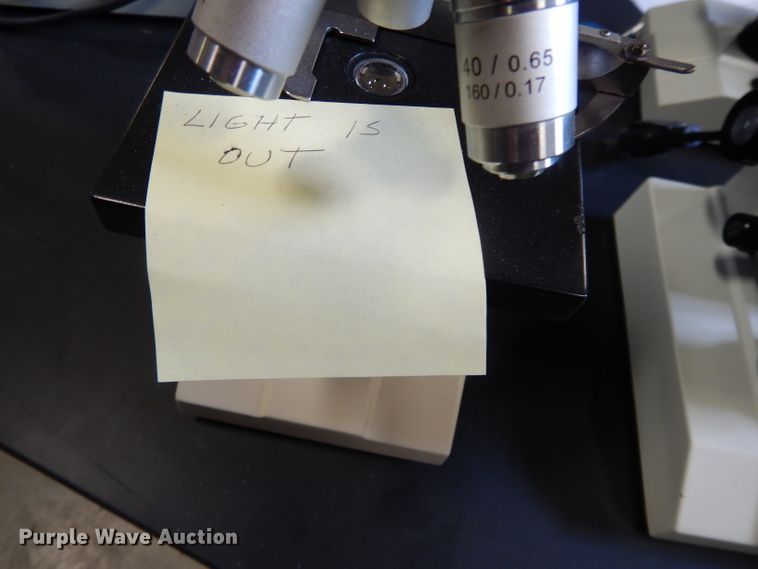 image for item DI8035 (9) lab tables